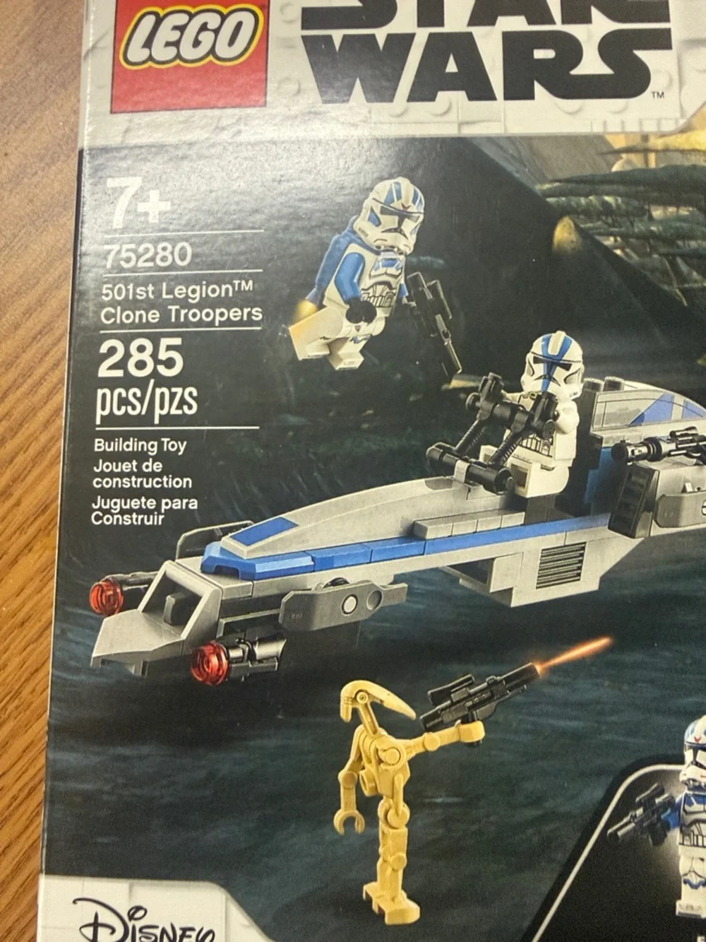Lego Star Wars 501st Legion Clone Troopers Set - Blue, White, Gold - Picture 2 of 4